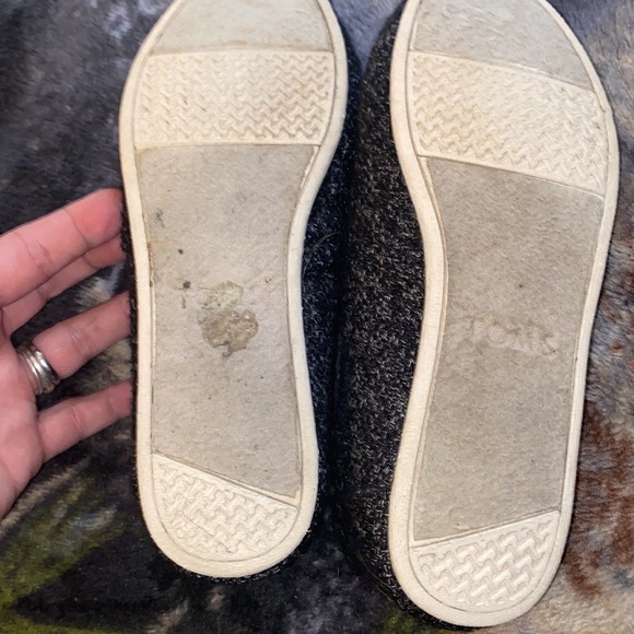 Toms NIGHT OWL slip ons - Picture 5 of 13